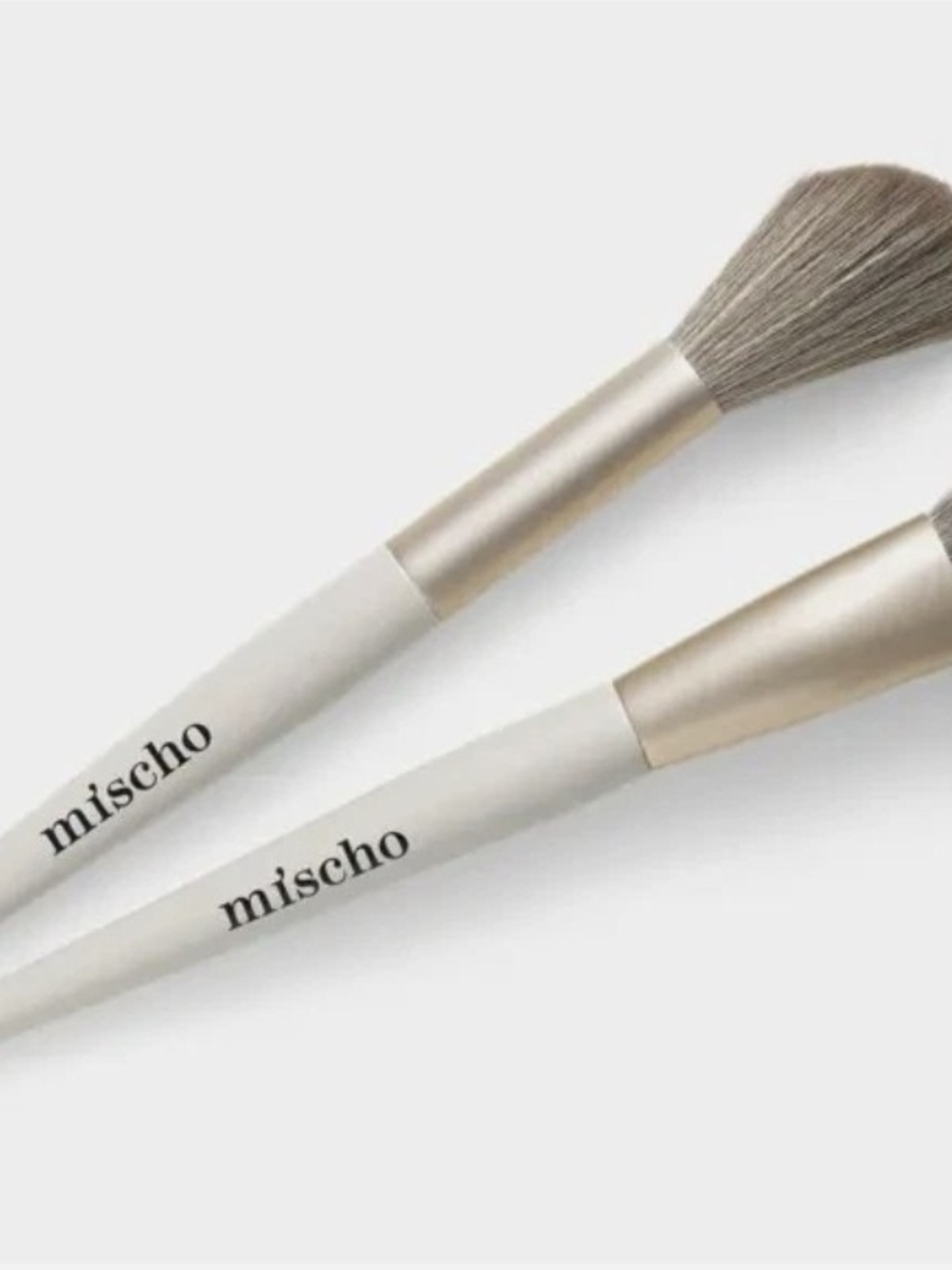 Mischo Makeup Brushes - White and Gold Set